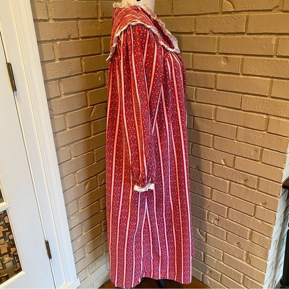 Lanz of Salzburg Red Floral Heart Print Flannel Nightgown Long Medium M Womens - Picture 5 of 10